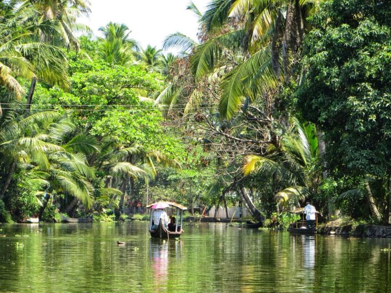 Kerala Backwaters & Nature